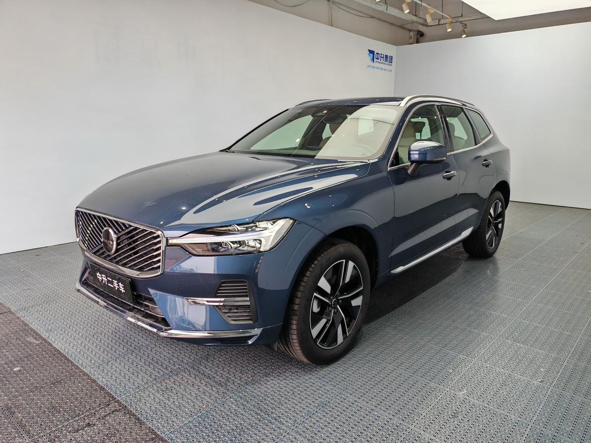 Volvo XC60 Intelligent Premium Luxury AWD 2026