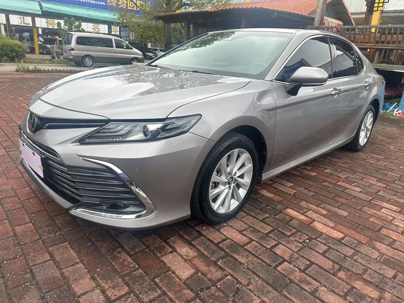 Toyota Camry 2.0G Luxury (2L) 2023
