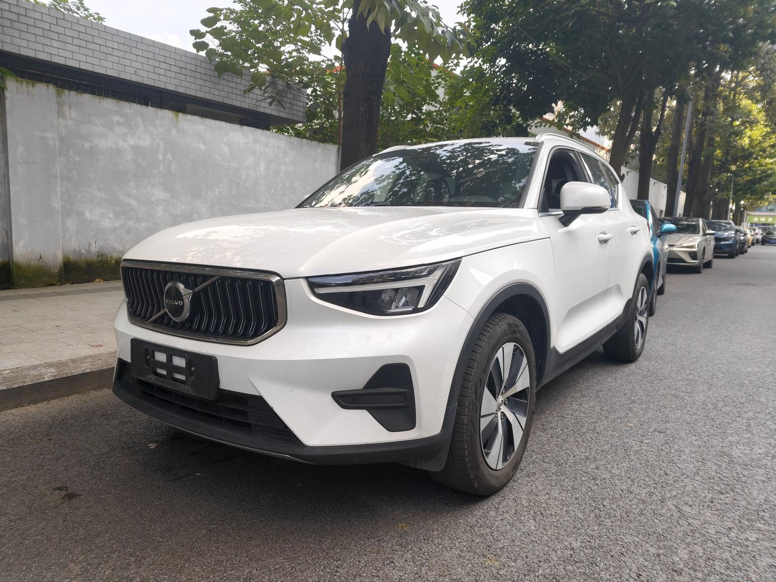 Volvo XC40 Intelligent Premium Luxury (2L) 2024
