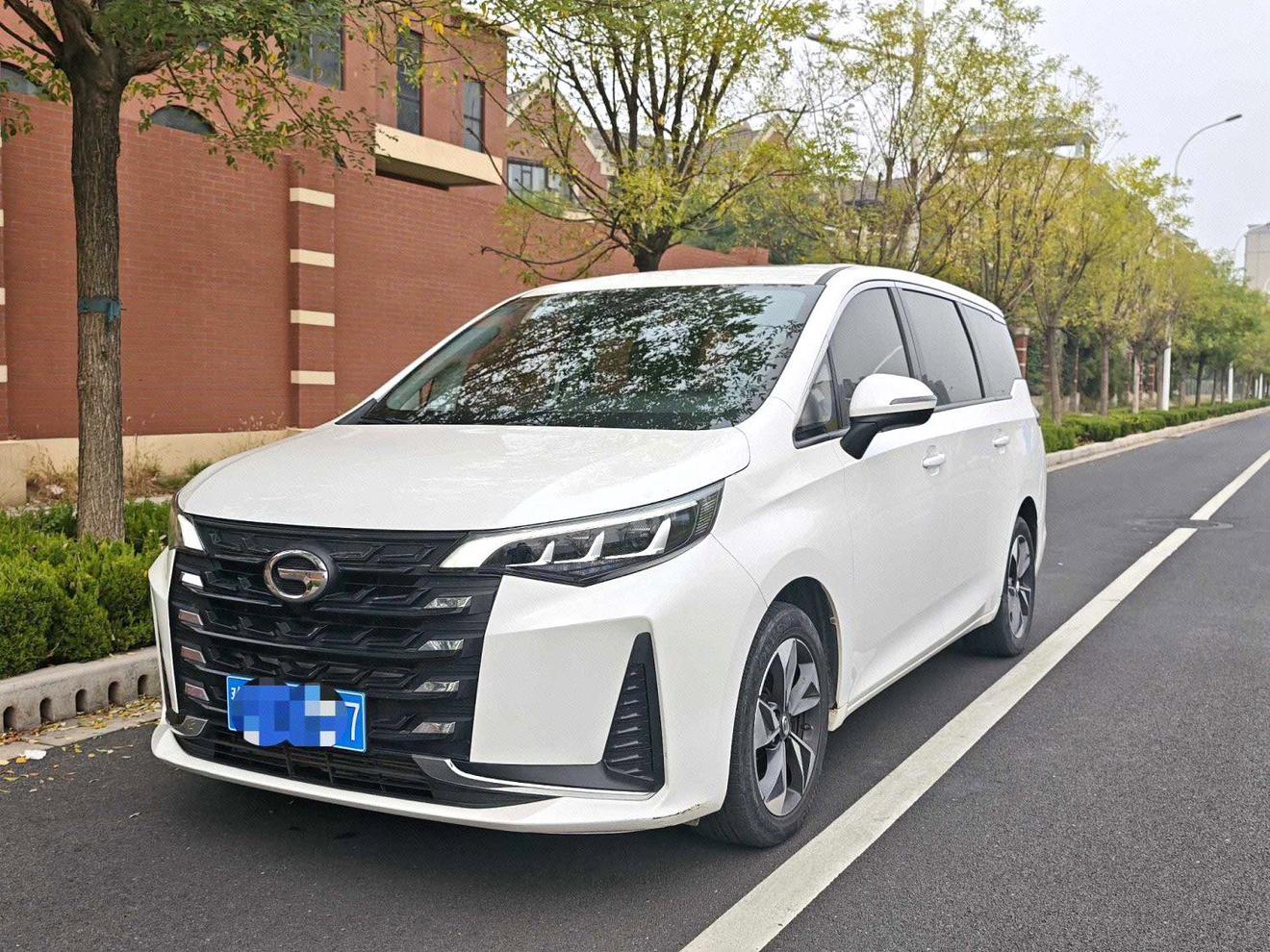 Trumpchi M6 270T Automatic Elite 7-Seater 2022