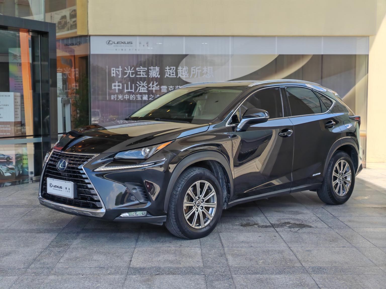 Lexus NX200 300h FWD Sharp Style (2.5L) 2019