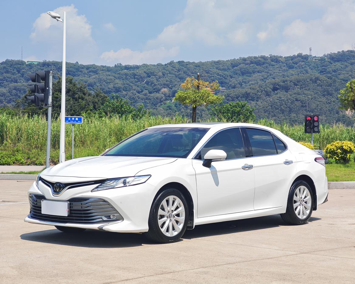Toyota Camry 2.0G Luxury (2L) 2020