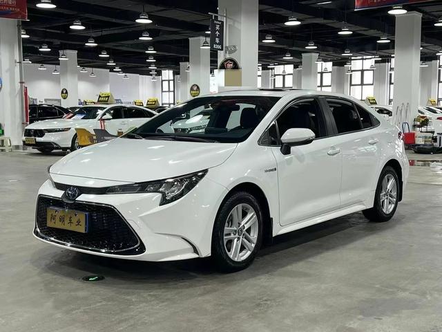 Toyota Levin 1.8H E-CVT Leading 2022