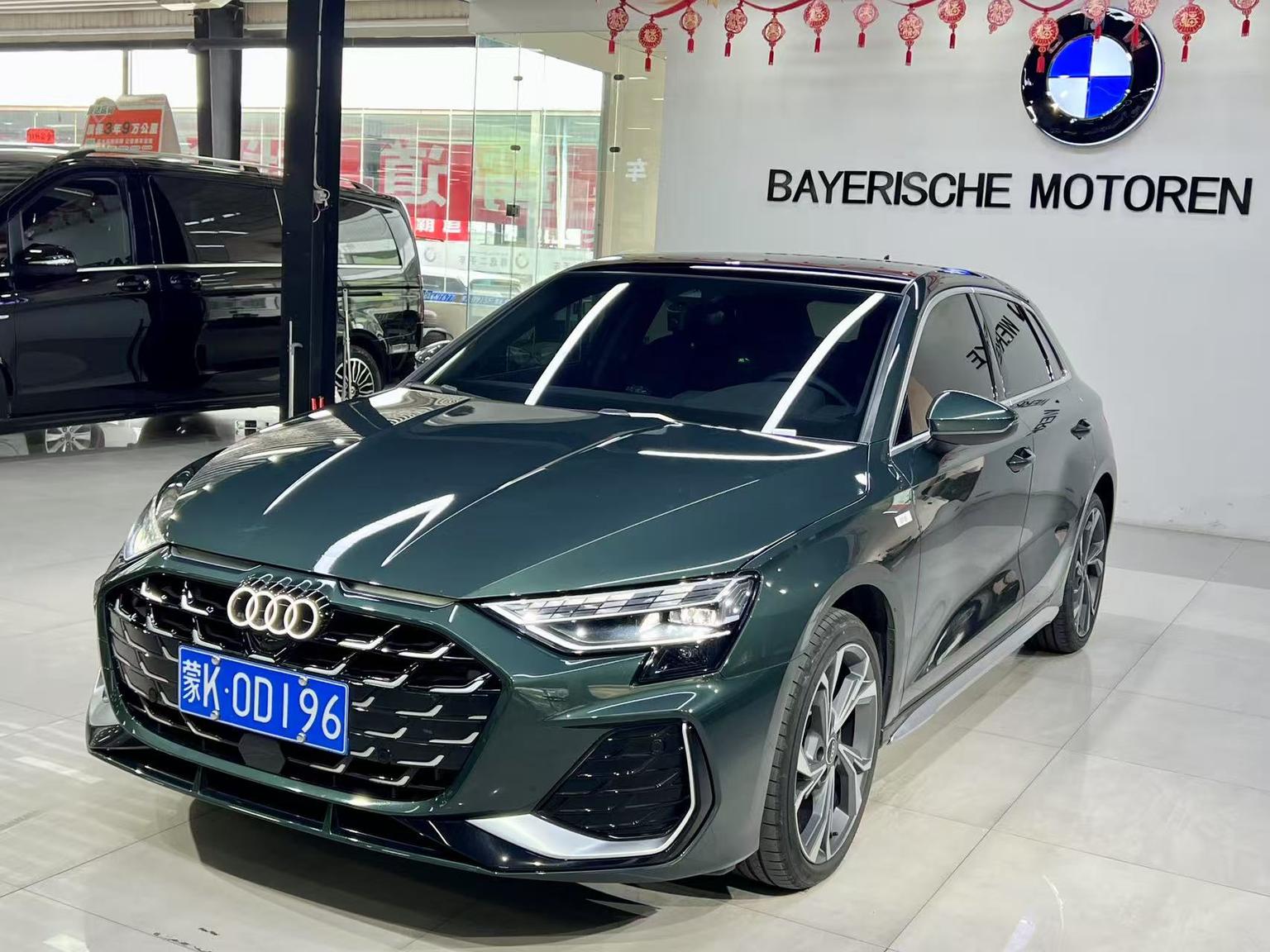 Audi A3 35 TFSI Flying Premium (1.5L) 2025