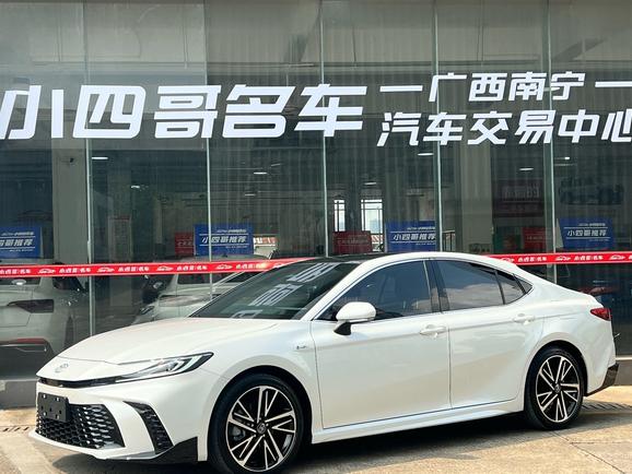 Toyota Camry 2.0HS Sport 2024
