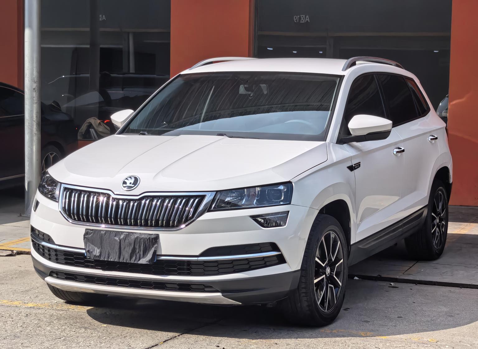 Skoda Karoq 280 TSI Intelligent Tech 2020