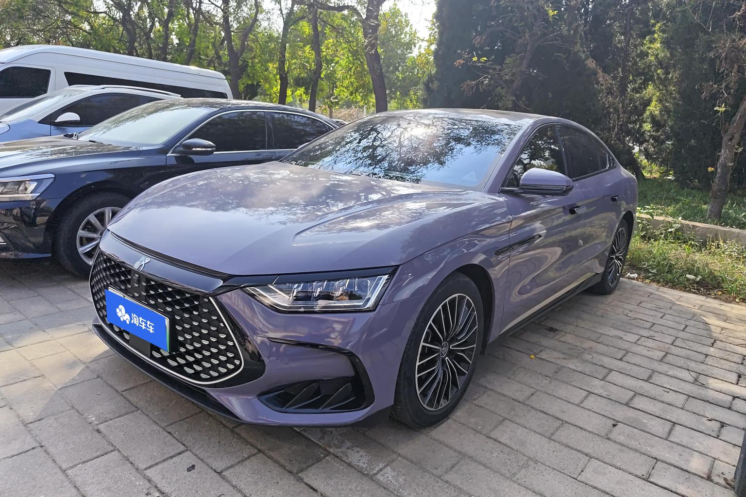 BYD HAN-DM DM-i Glory 121km Prestige 2024