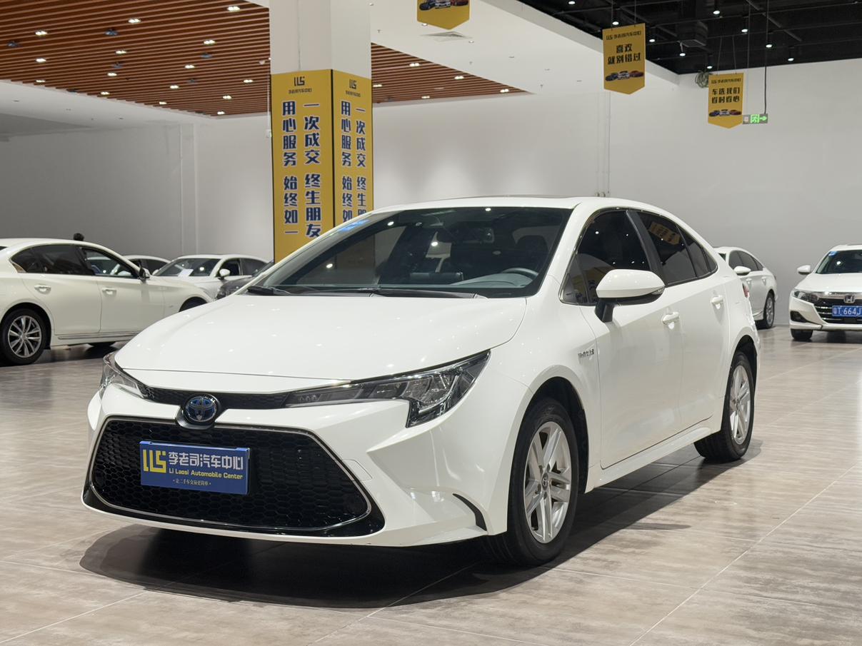 Toyota Levin Dual Engine 1.8H E-CVT Luxury (1.8L) 2022