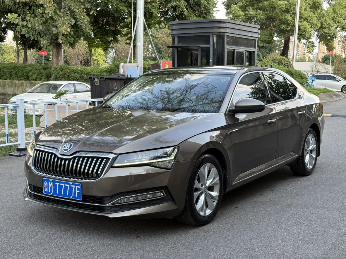 Skoda Superb 280 TSI DSG Comfort (1.4L) 2020