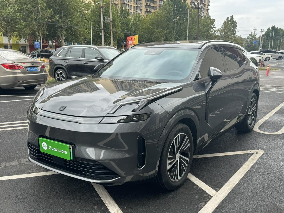 Lynk And Co 08 EM P 120 Long Range Pro (1.5L) 2025