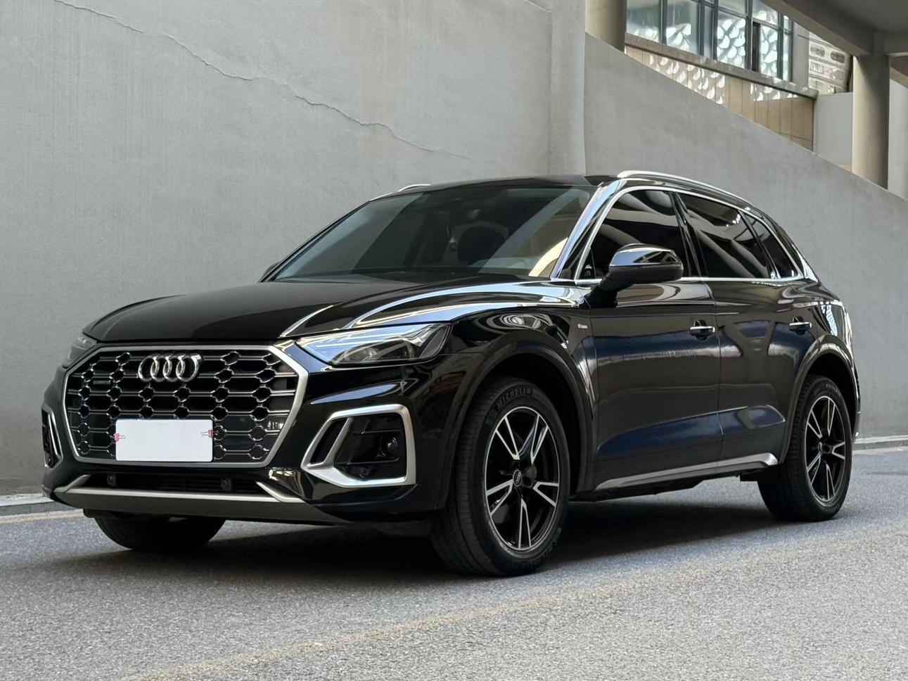 Audi Q5L 40 TFSI Trendy Dynamic 2021