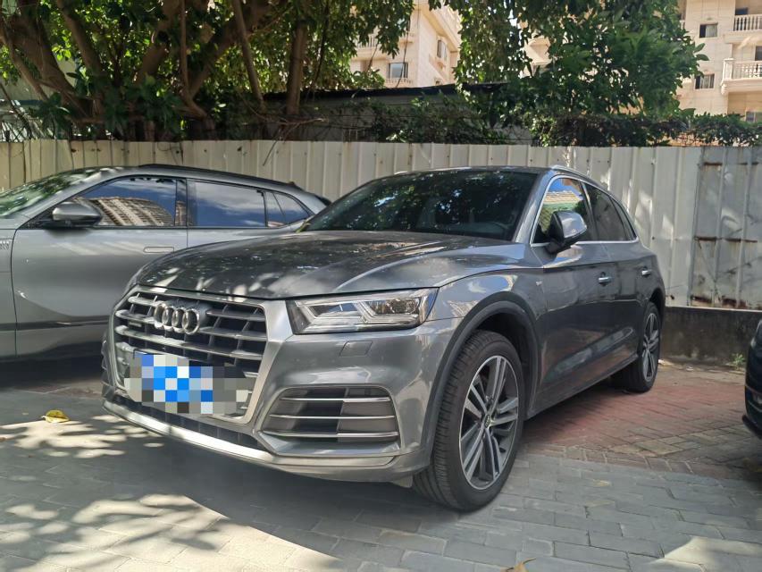 Audi Q5L Rongxiang Sport 2020