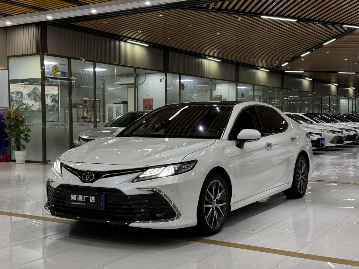 Toyota Camry 2.5G Luxury (2.5L) 2023