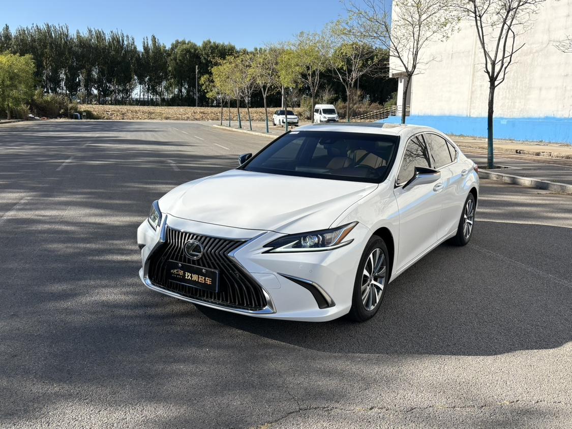 Lexus ES 260 Excellence Edition (2.5L) 2021