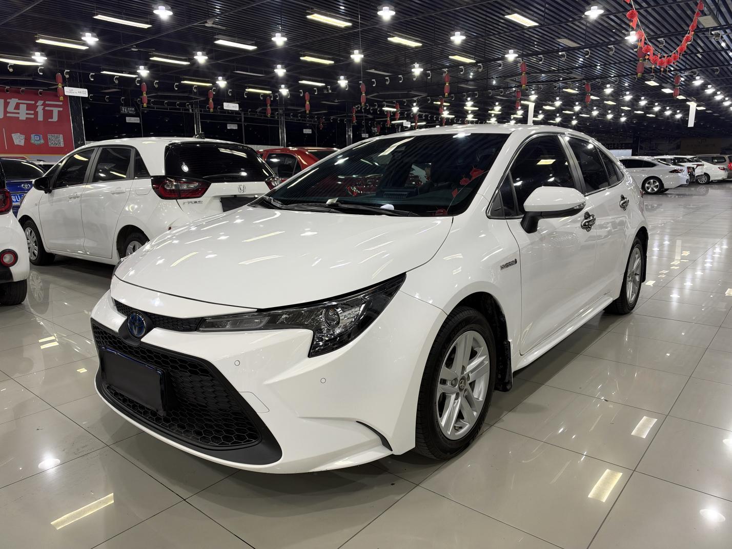 Toyota Levin 1.8H E-CVT Leading 2022