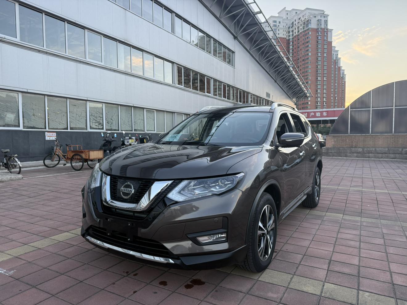 Nissan X-Trail 2.5L CVT Luxury Navigation 4WD 2019