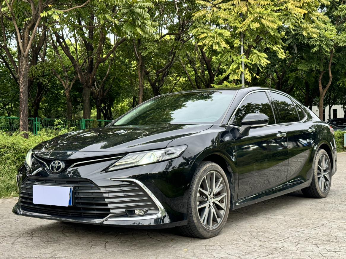Toyota Camry 2.5G Luxury (2.5L) 2021