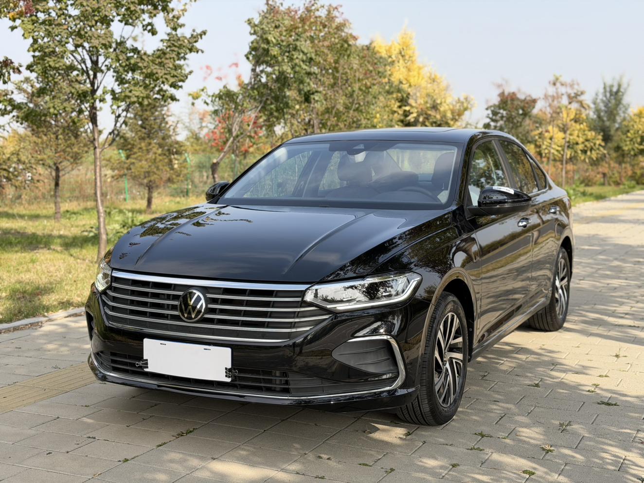Volkswagen Lavida 1.5L Auto Full Comfort 2023