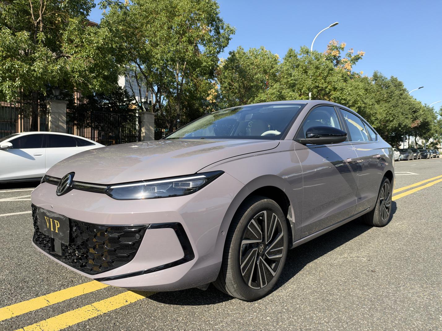 Volkswagen Lavida 300TSI Starlight Intelligent Comfort 2025